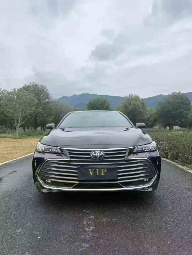 玉林22年丰田亚洲龙1