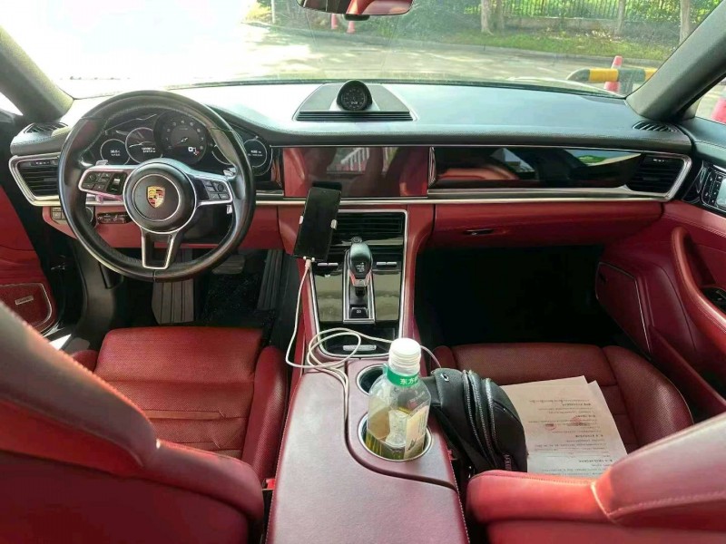 蚌埠18年保时捷帕拉梅拉5