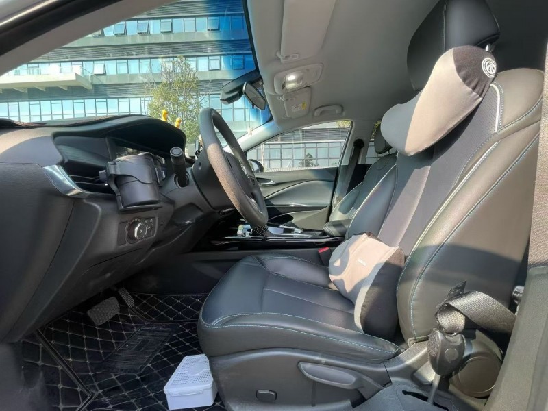 东莞23年别克微蓝5