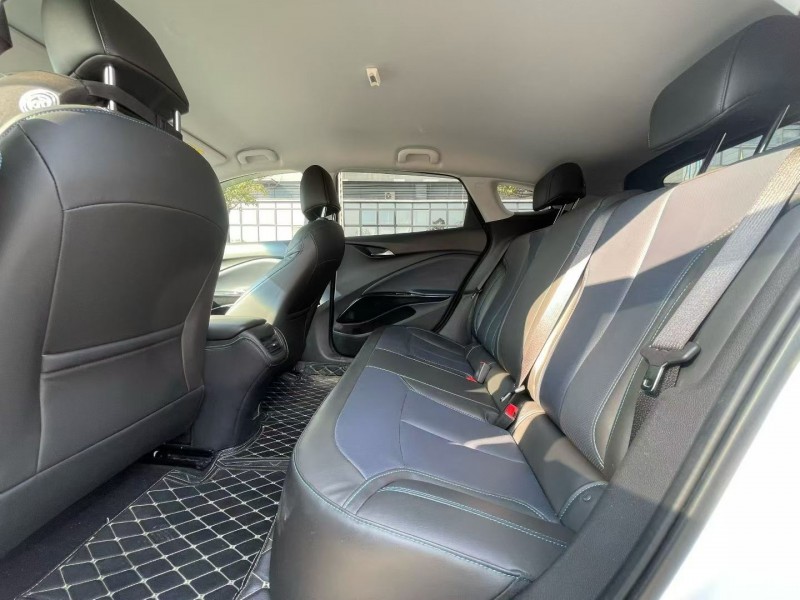 东莞23年别克微蓝6