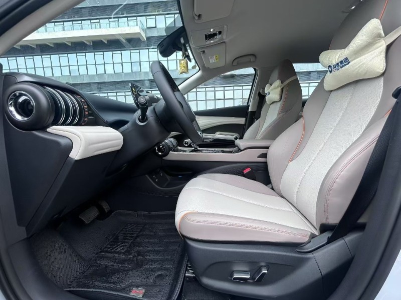 东莞25年比亚迪元4