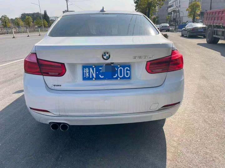娄底18年宝马3系8