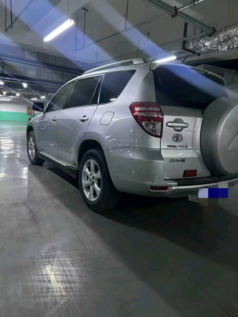 石家庄13年丰田RAV4荣放2