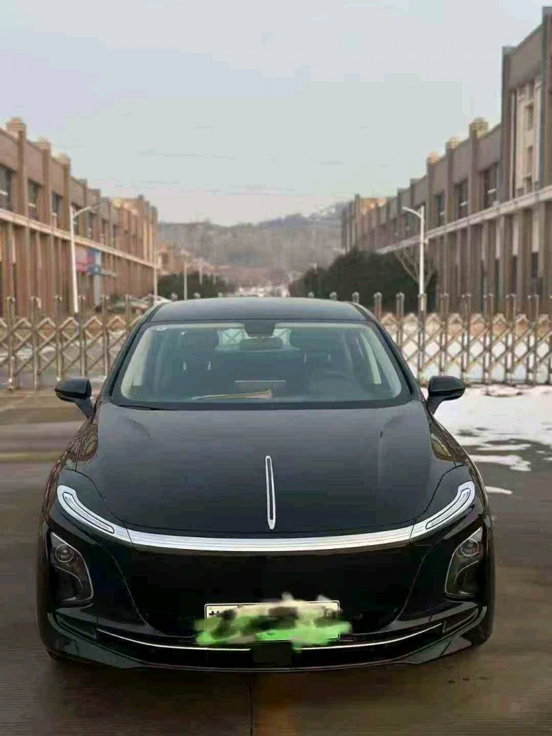 济宁25年红旗E-QM51