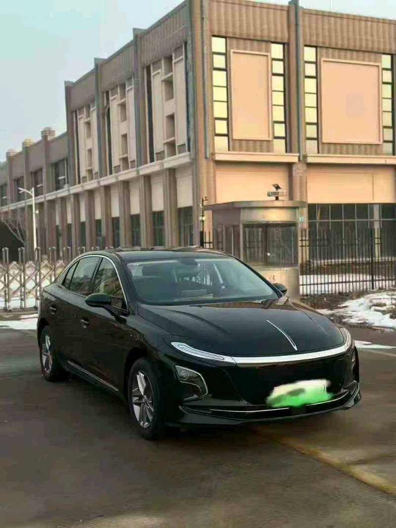 济宁25年红旗E-QM53