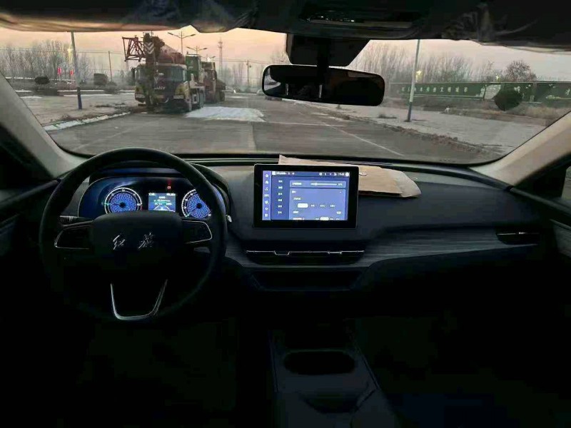 济宁25年红旗E-QM59