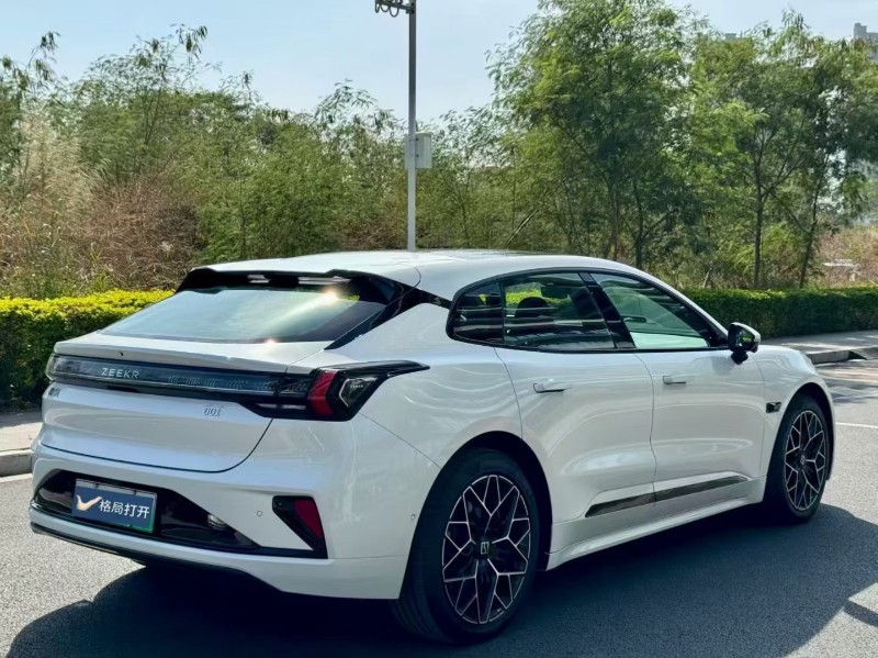 东莞24年极氪汽车0017