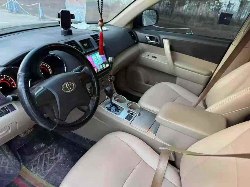 菏泽13年丰田汉兰达4