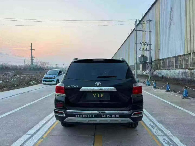 菏泽13年丰田汉兰达9