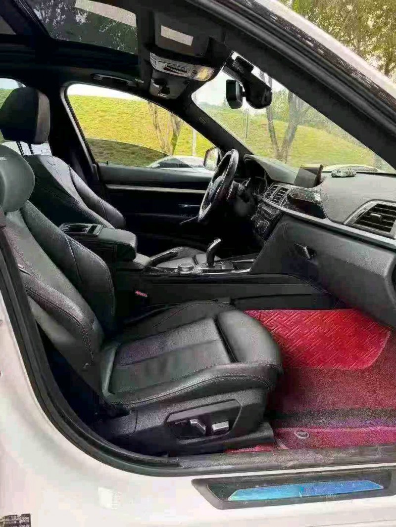 重庆21年宝马3系7