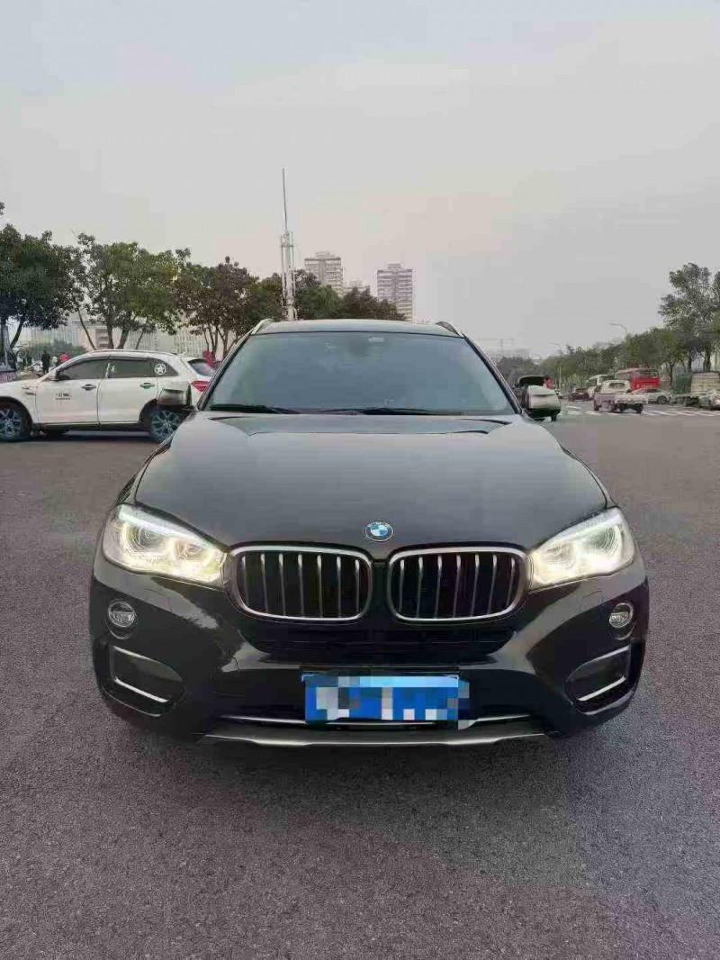 重庆18年宝马X61
