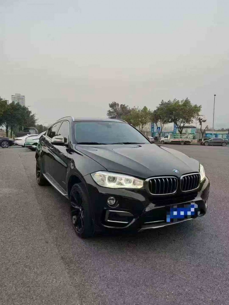 重庆18年宝马X63