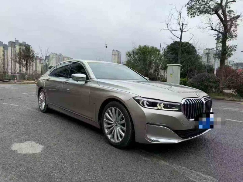 重庆21年宝马7系2