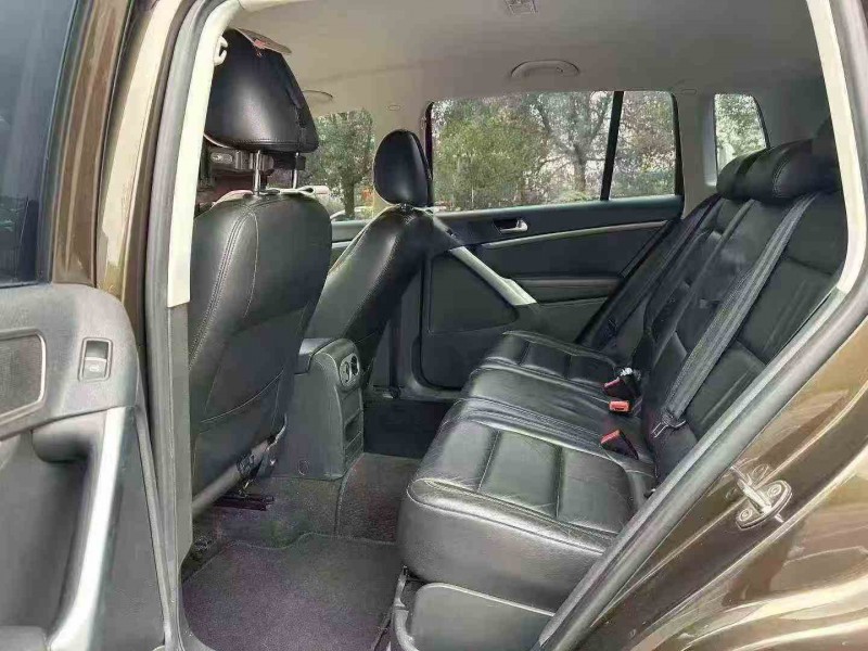 重庆13年大众途观5