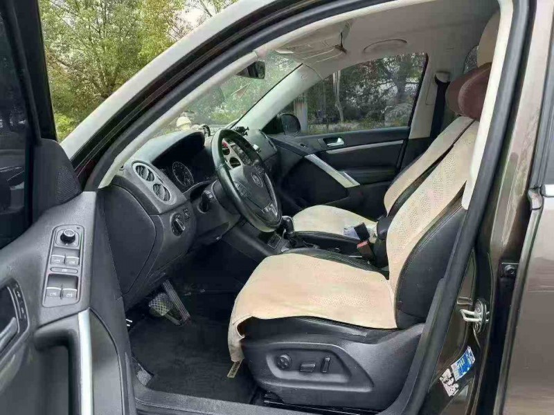 重庆13年大众途观6