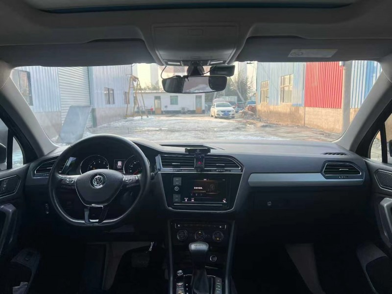 徐州19年大众途观5