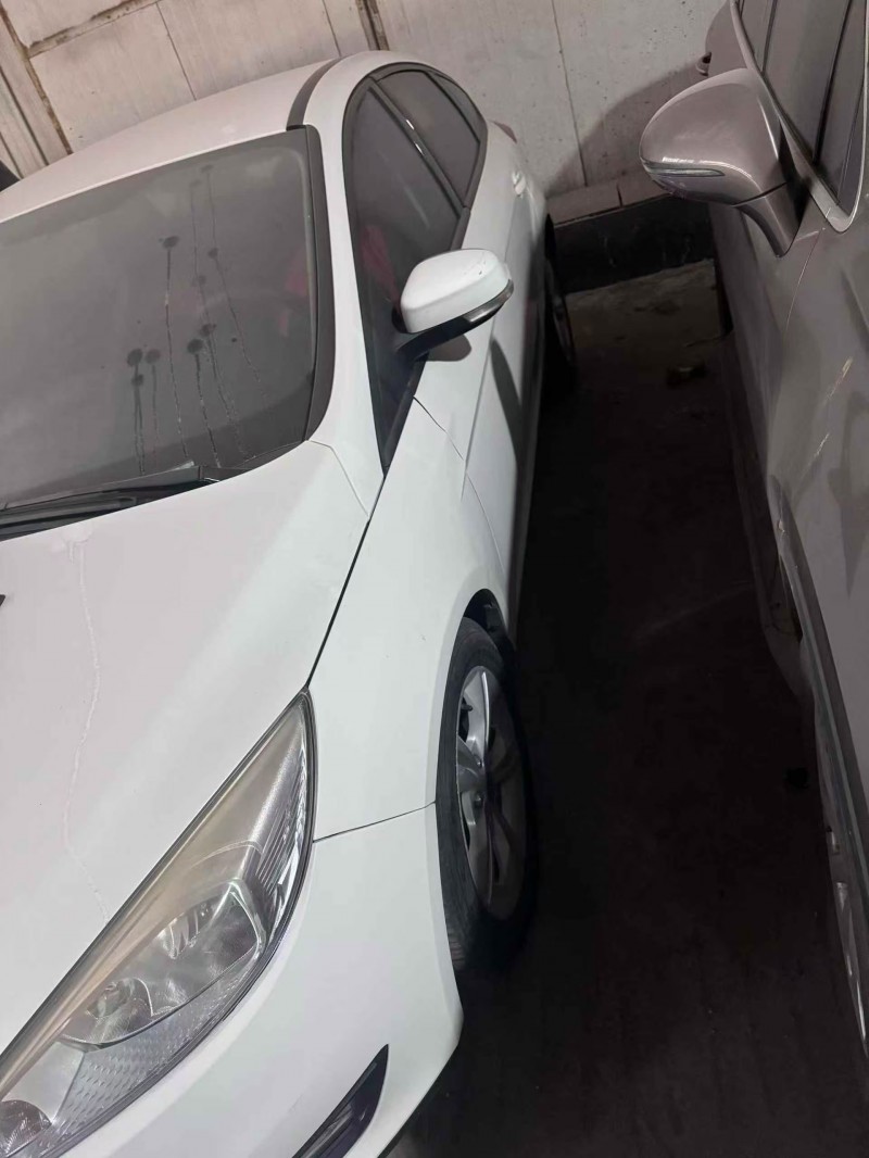 菏泽17年福特福克斯3