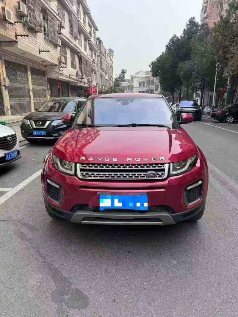 衡阳17年路虎极光1