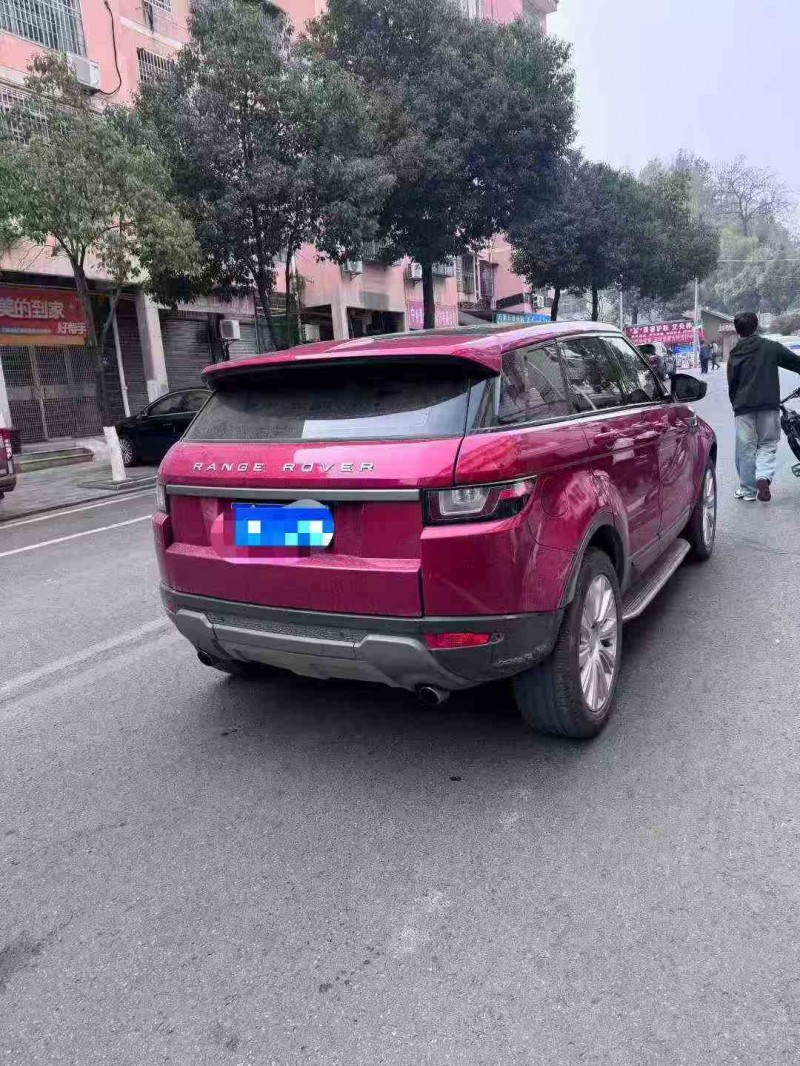 衡阳17年路虎极光7