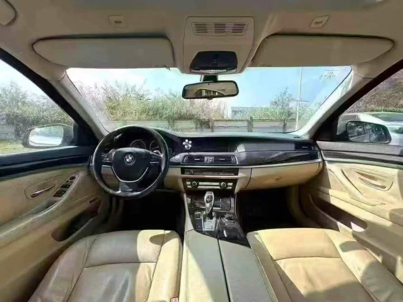 广州11年宝马5系4