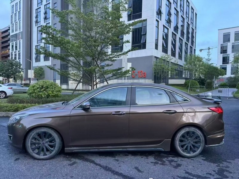 广州17年福特福睿斯4