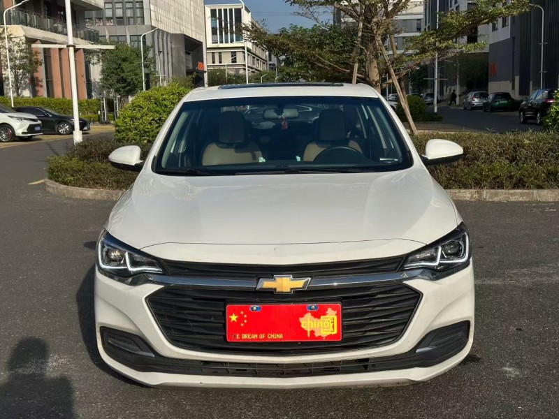 广州22年雪佛兰科鲁泽1