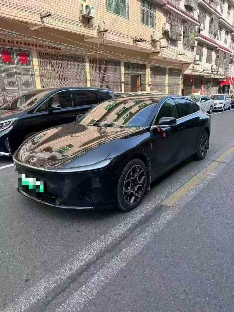 张家界25年长安汽车启源3