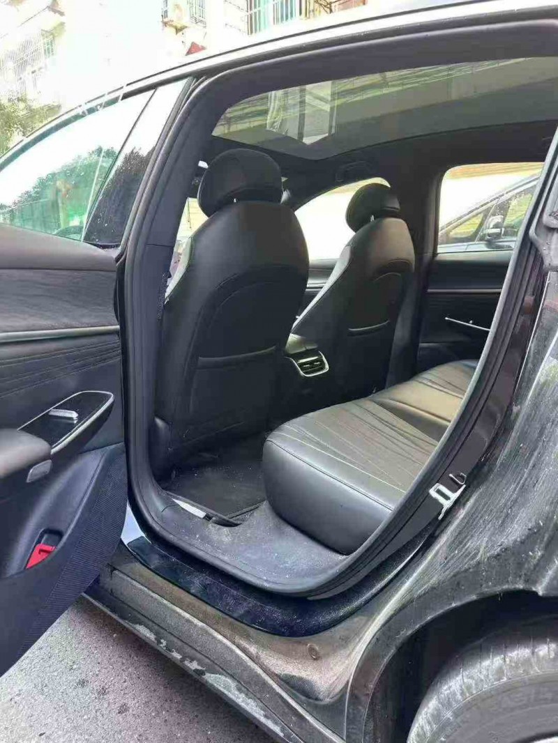 张家界25年长安汽车启源5