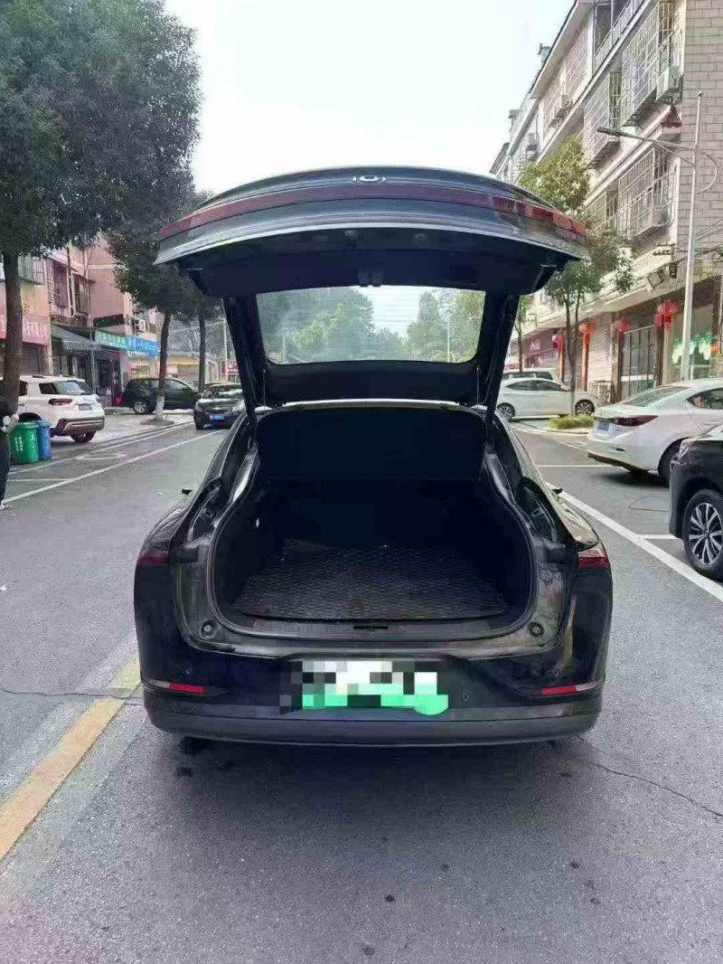 张家界25年长安汽车启源9