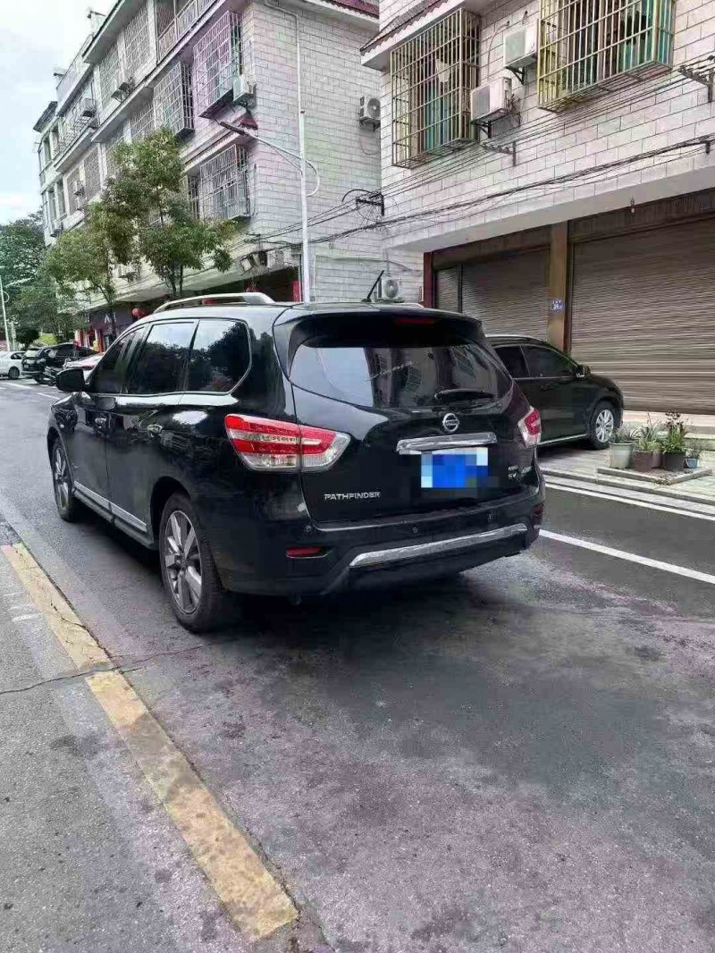 邵阳18年日产探路者8
