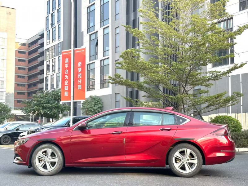 广州19年别克君威4