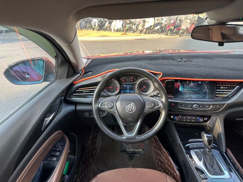 广州19年别克君威9