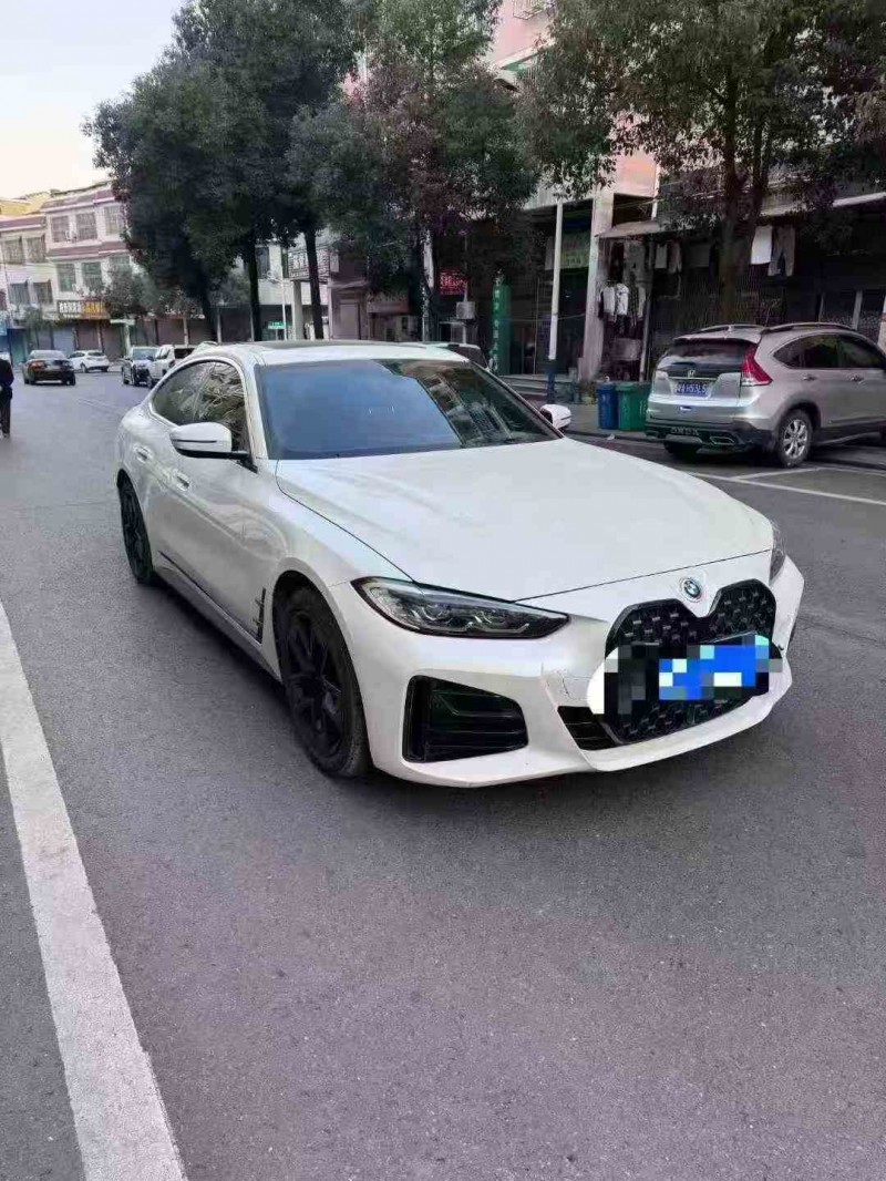 张家界24年宝马4系2