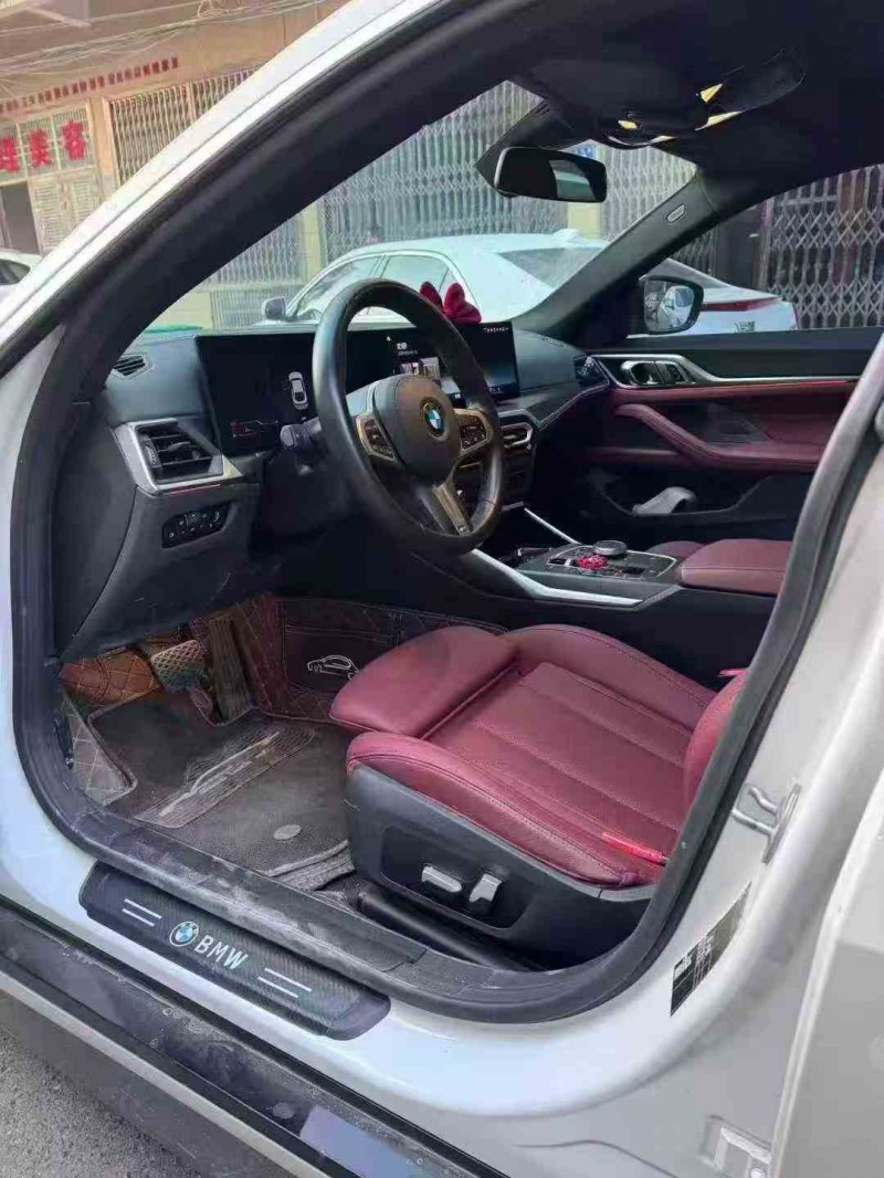 张家界24年宝马4系4