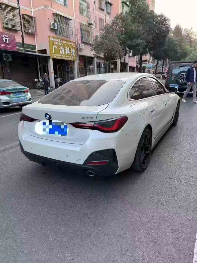 张家界24年宝马4系7