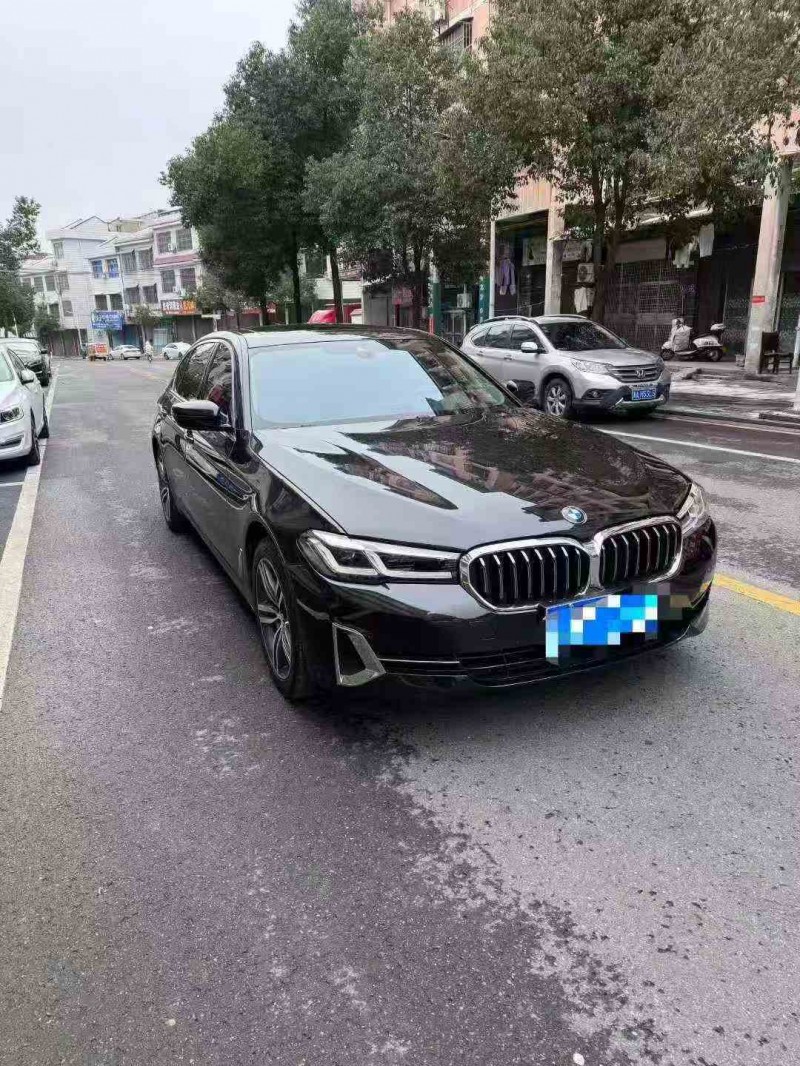 张家界22年宝马5系5