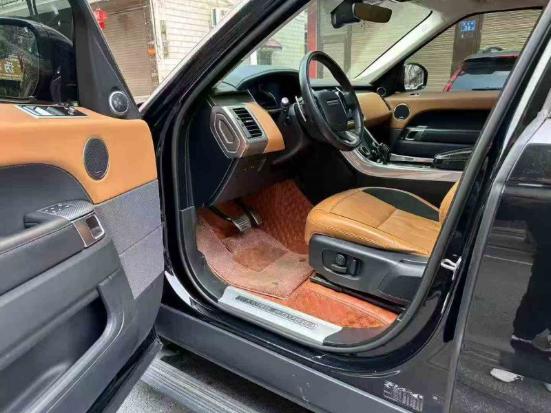 张家界21年路虎揽胜运动4