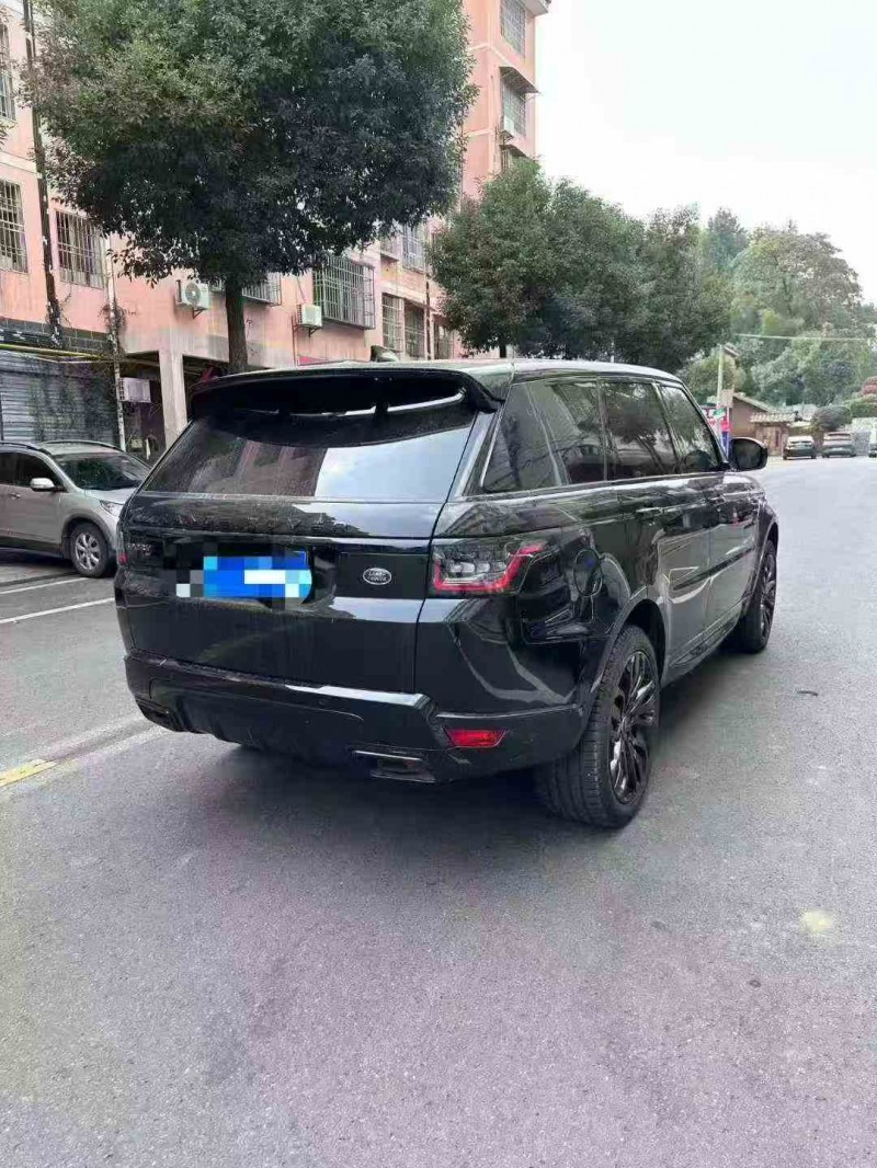 张家界21年路虎揽胜运动9