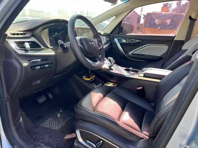 郑州20年吉利嘉际7