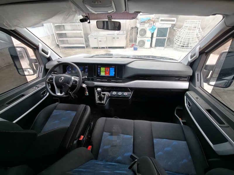 黄山23年东风御风5