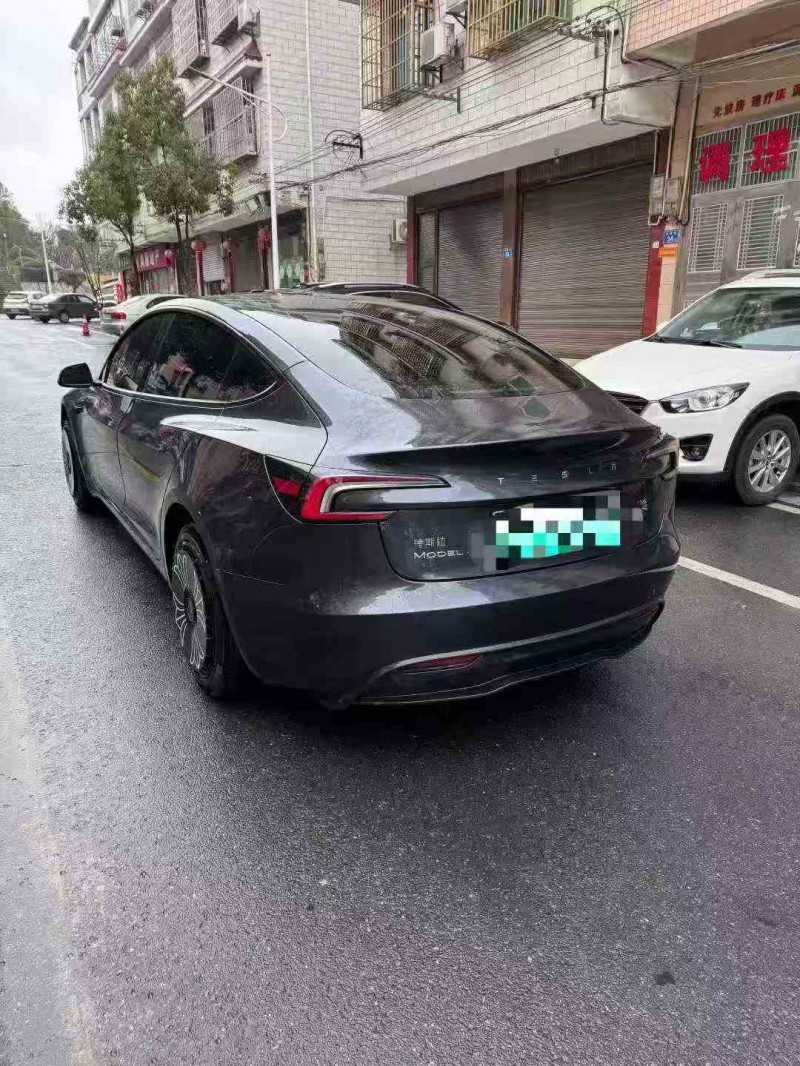 邵阳24年特斯拉MODEL 39