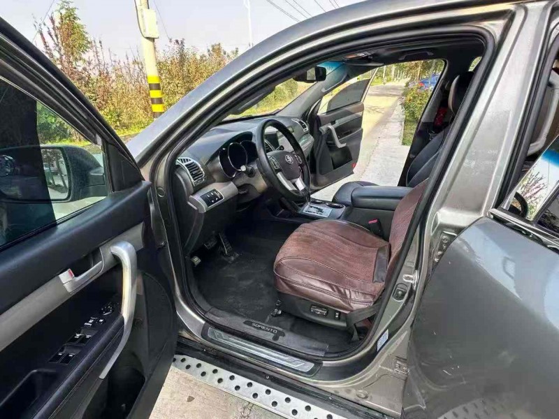 徐州12年起亚索兰托5