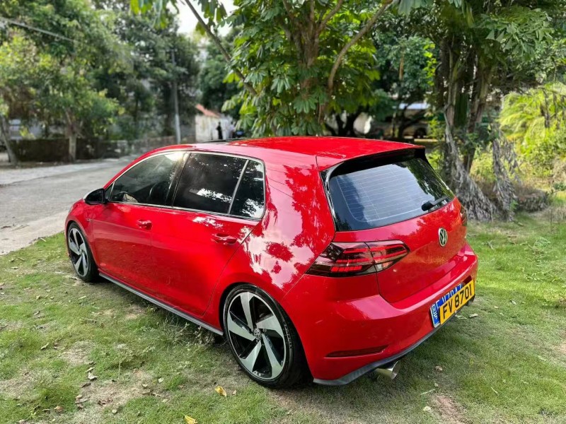 湛江18年大众高尔夫4