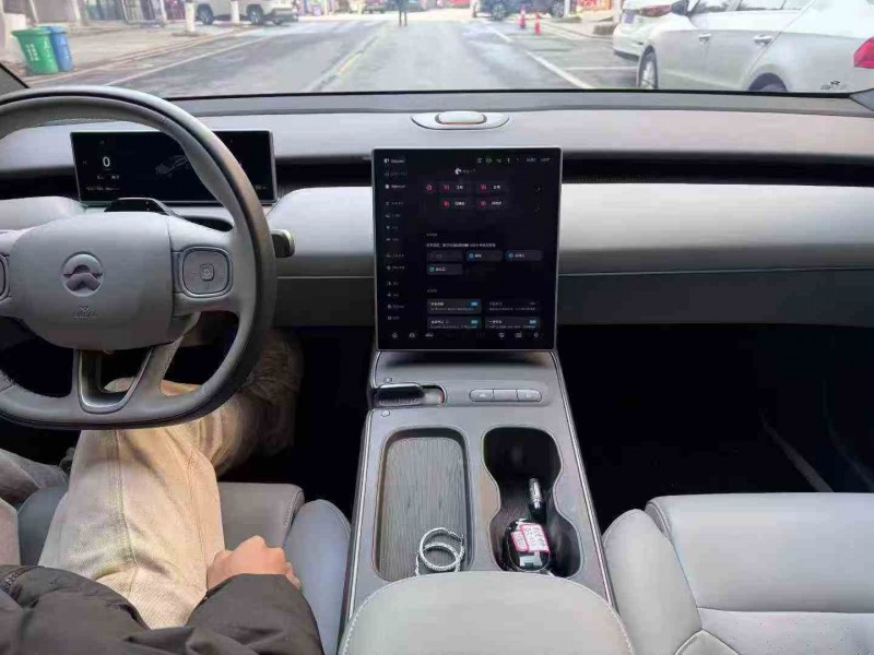 张家界24年蔚来ET55