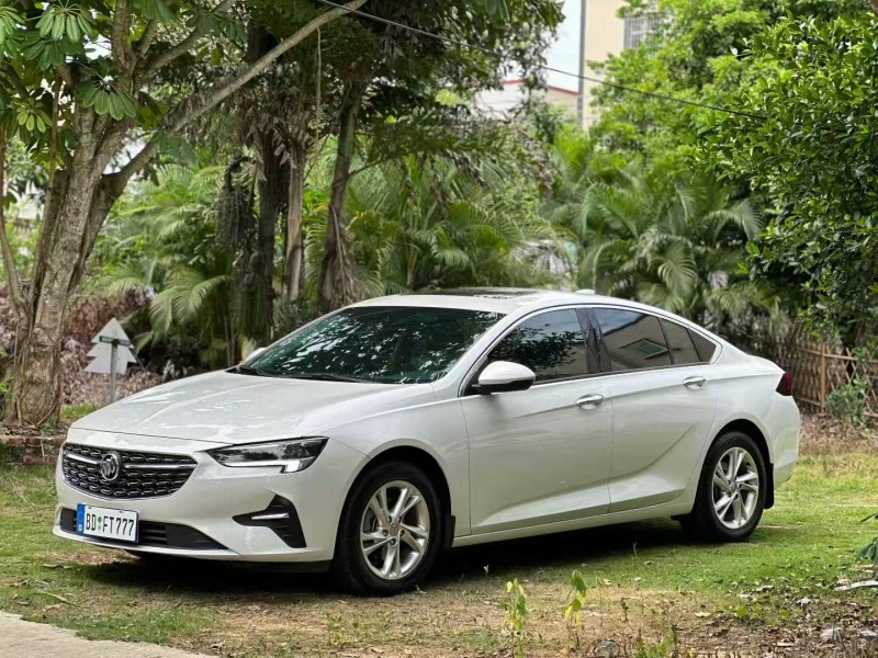 湛江22年别克君威2