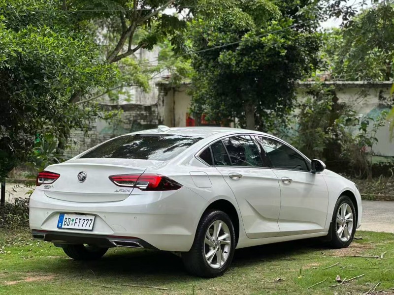 湛江22年别克君威7