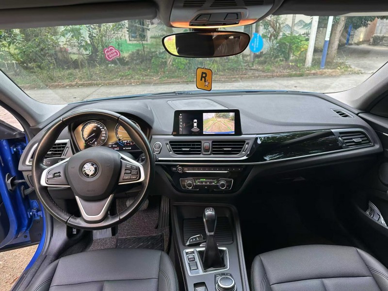 湛江19年宝马1系7