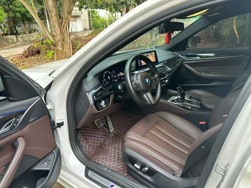 湛江19年宝马5系9