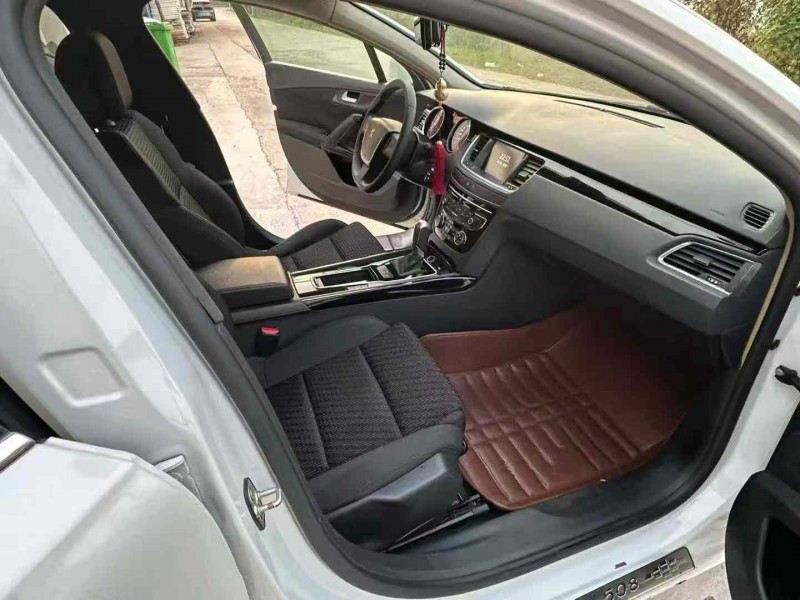 徐州16年东风标致8