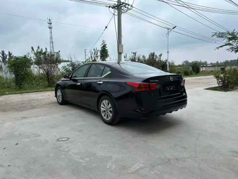 徐州22年日产天籁3